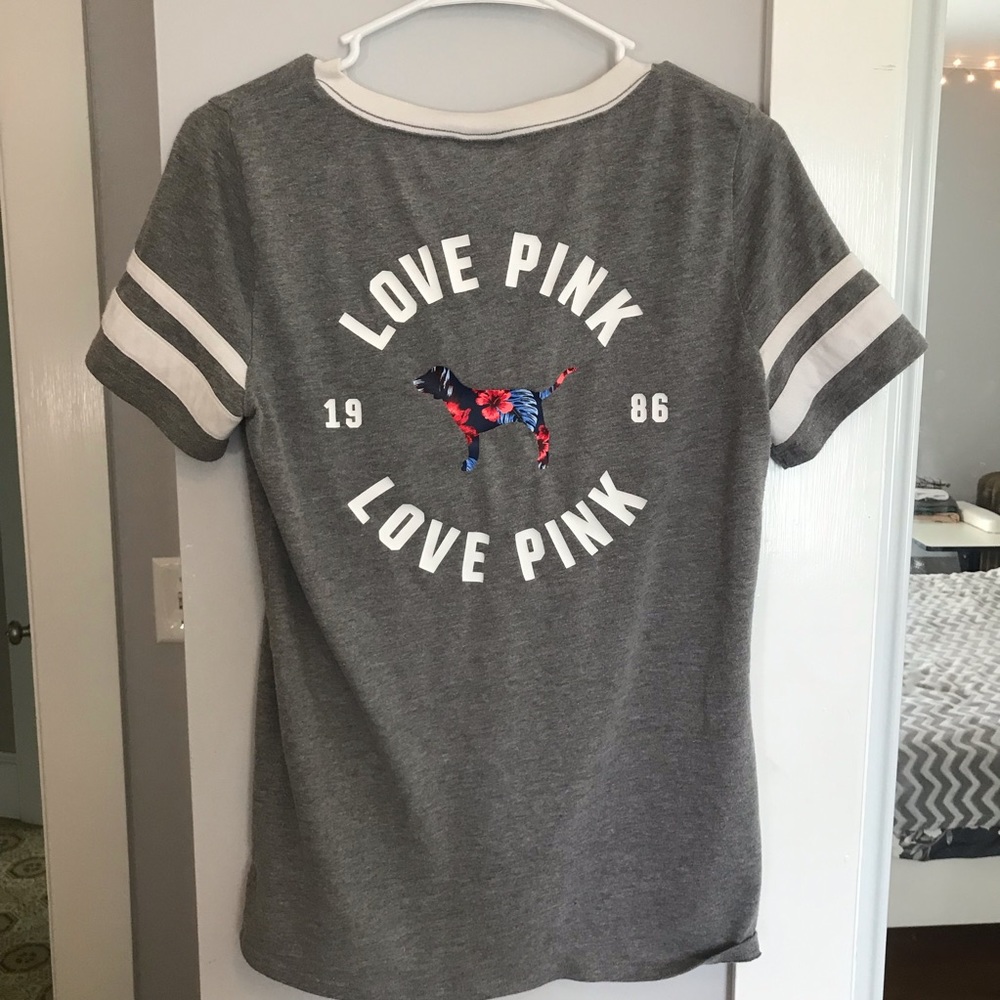 VS PINK T-Shirt